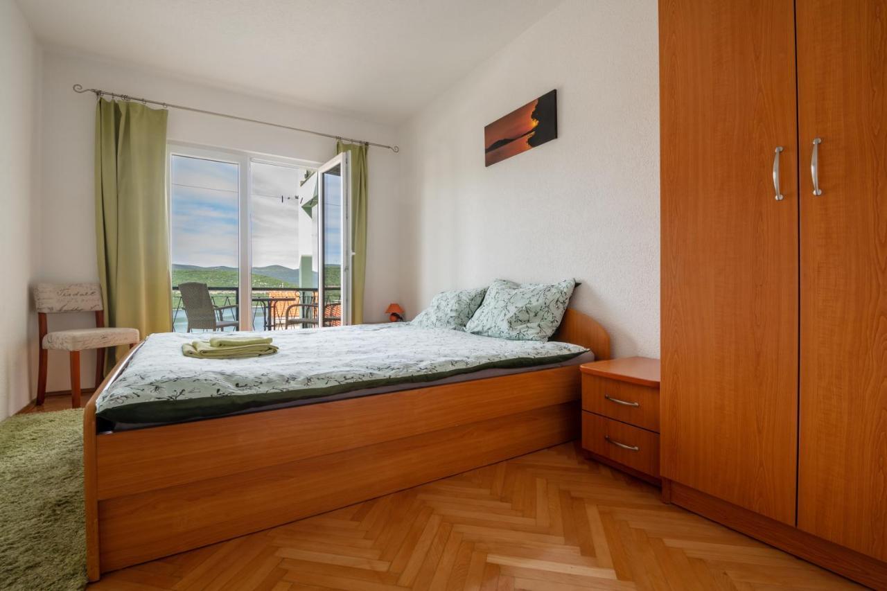 נאום Apartments & Rooms Leon מראה חיצוני תמונה