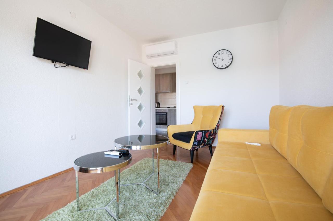 נאום Apartments & Rooms Leon מראה חיצוני תמונה