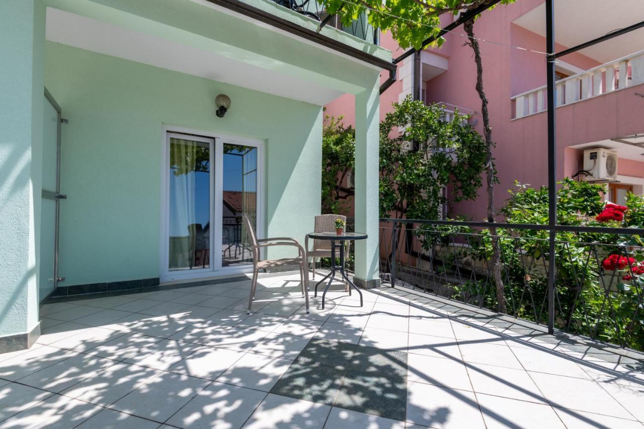 נאום Apartments & Rooms Leon מראה חיצוני תמונה