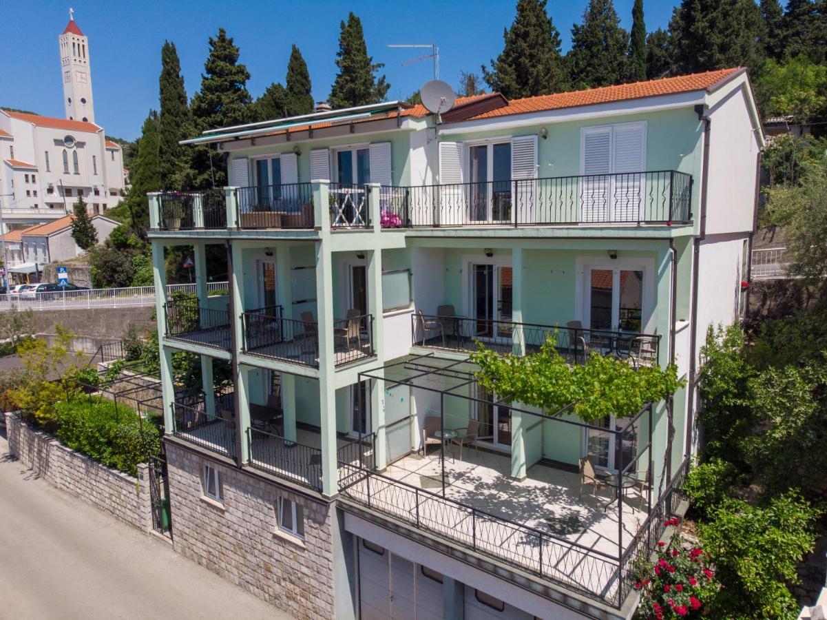 נאום Apartments & Rooms Leon מראה חיצוני תמונה