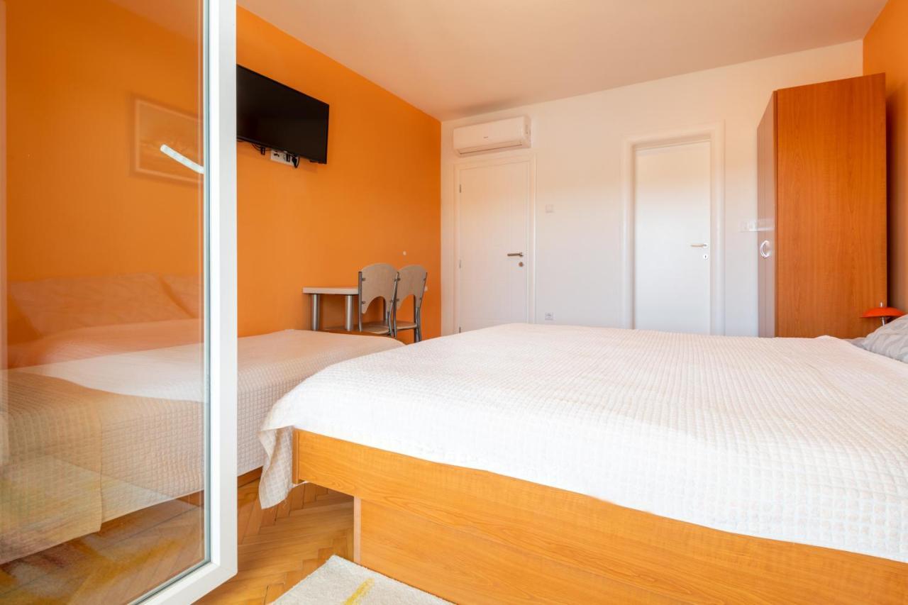 נאום Apartments & Rooms Leon מראה חיצוני תמונה