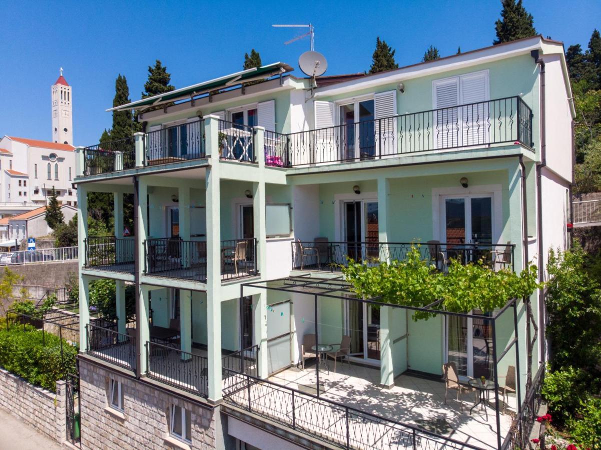 נאום Apartments & Rooms Leon מראה חיצוני תמונה