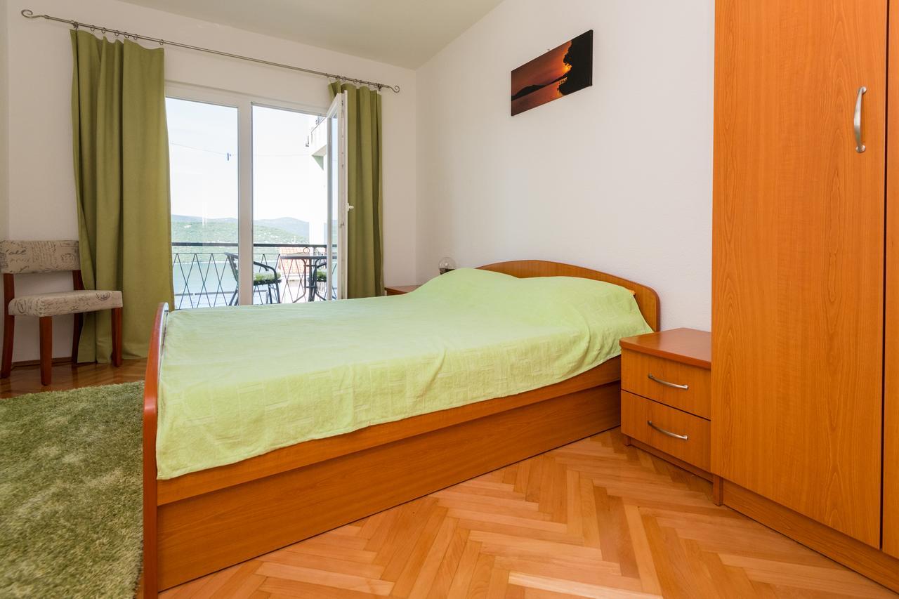נאום Apartments & Rooms Leon מראה חיצוני תמונה