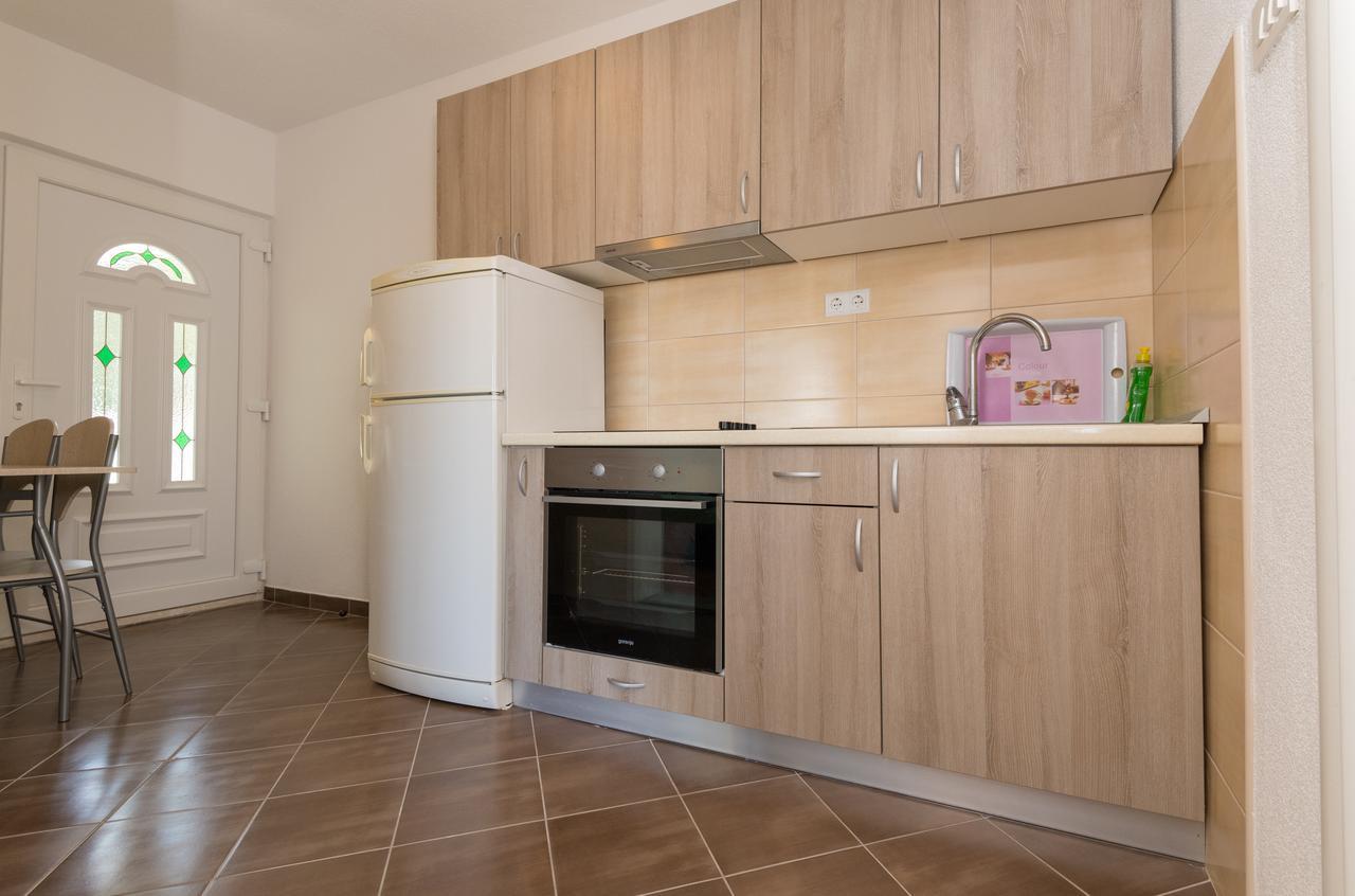 נאום Apartments & Rooms Leon מראה חיצוני תמונה