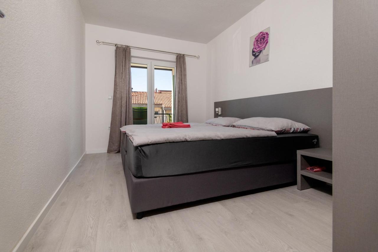 נאום Apartments & Rooms Leon מראה חיצוני תמונה